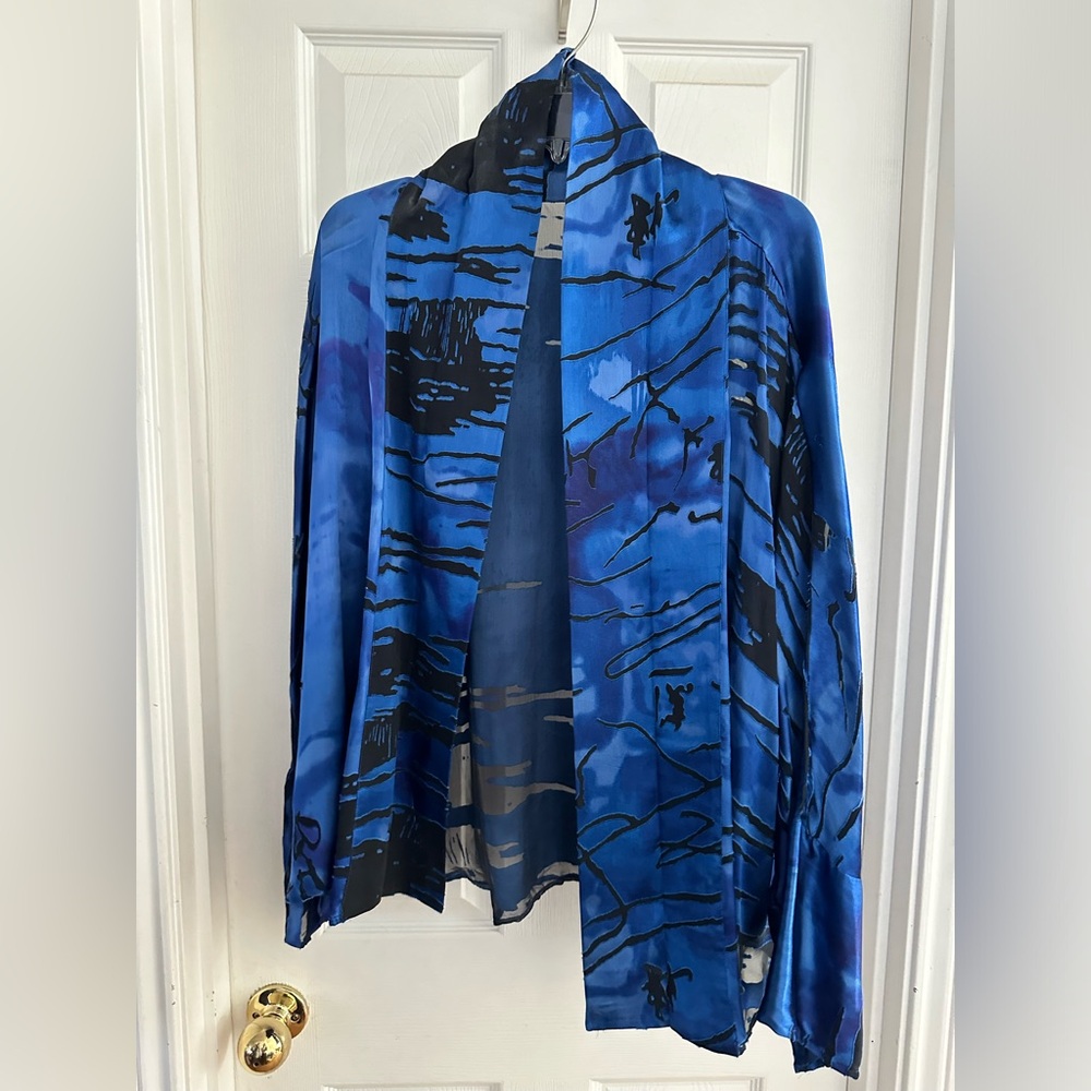Chico’s Design blue rayon/silk top, XL (size 3)